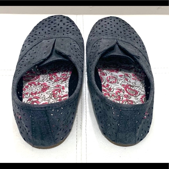 Roxy Shoes Size 8 - Picture 4 of 6